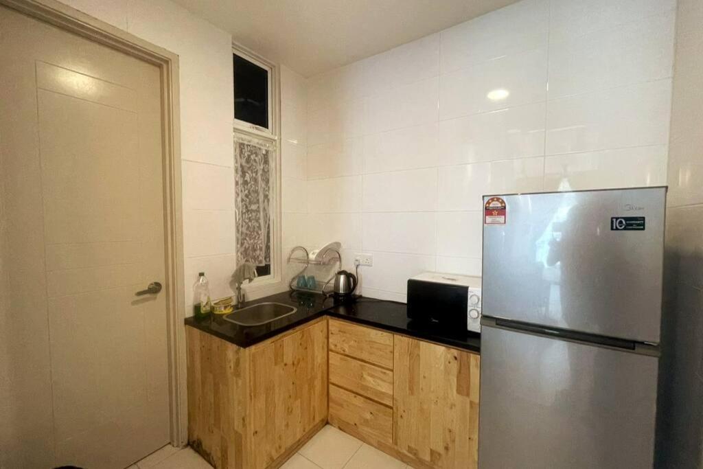 Apartment Close